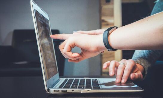 Wizytówka pod lupą – jak chronić Profil Firmy w Google?